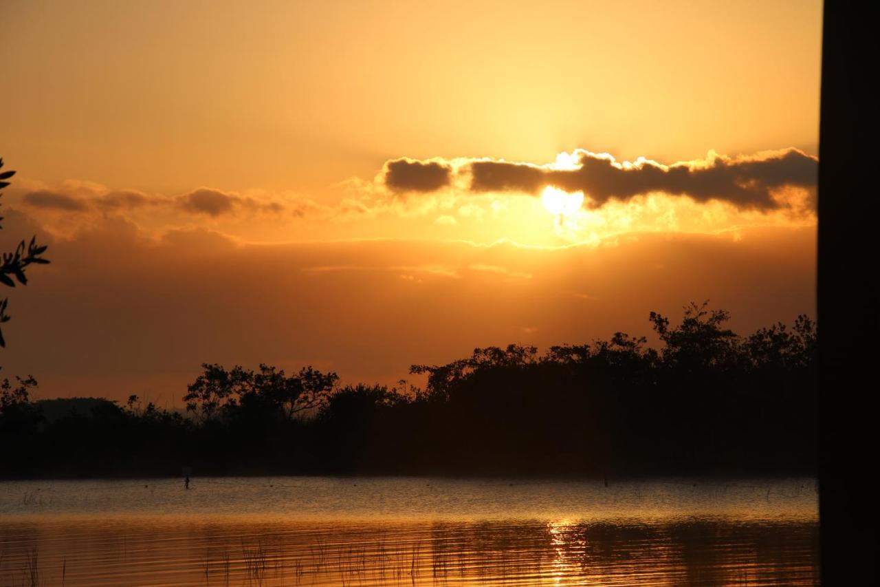 Casa Shiva Bacalar By Mij Bed & Breakfast エクステリア 写真